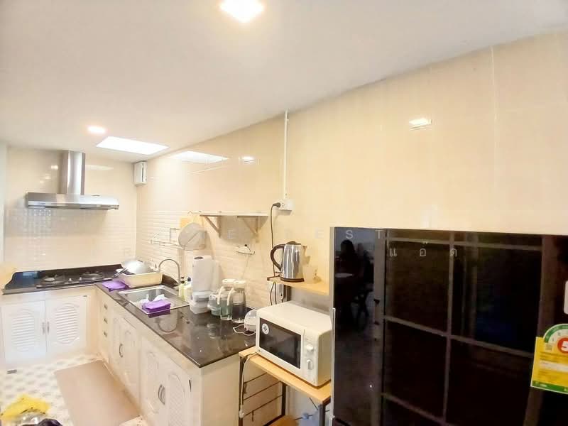หมู่บ้านพิศาล สุวรรณภูมิ, Samut Prakan, Srisa Chorakhe Yai, Bang Sao Thong, Samut Prakan, 3 Bedrooms, 90 sqm, Townhouse For Sale, by The Best Property แอ๊ด, 500317965 - DDproperty.com