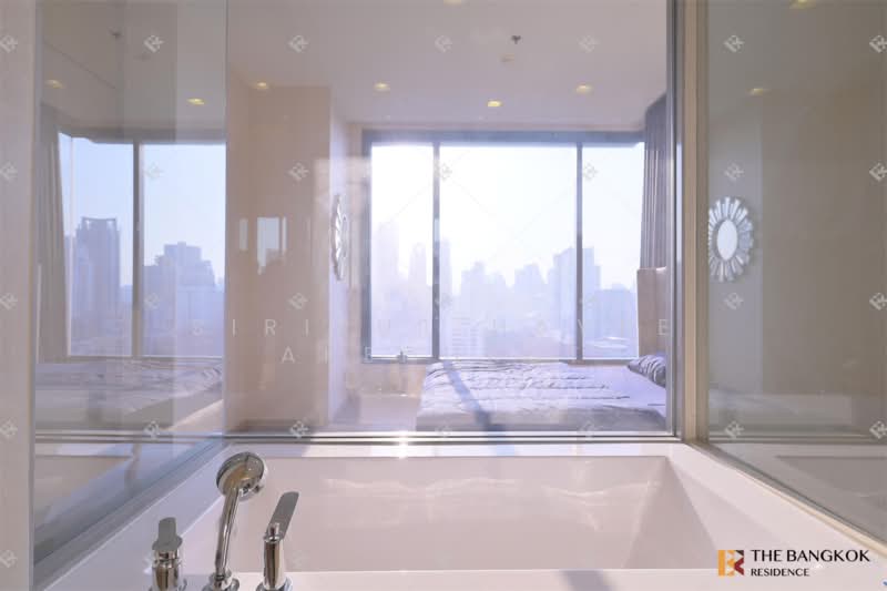 The Esse Asoke, Bangkok, 333 Soi Sukhumvit 21, Sukhumvit Road, Khlongtoei Nua, Watthana, Bangkok, 2 Bedrooms, 75 sqm, Condo For Sale, by Sirirut Havee Akehurst, 500317968 - DDproperty.com
