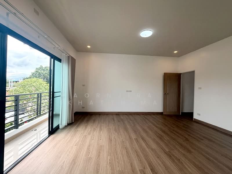 P0106/2 | Modern Pool Villa in Ban Waen, Only 5 Minutes from Kad Farang Village, Chiang Mai, Ban Waen, Hang Dong, Chiang Mai, 4 Bedrooms, 360 sqm, Single Detached House For Sale, by Aornjira Khatthima, 500317970 - DDproperty.com