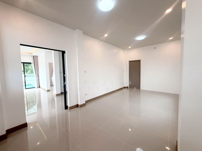P0106/2 | หลังเดียวในโครงการ! Modern Pool Villa บ้านแหวน ใกล้กาดฝรั่งวิลเลจ 5 นาที, เชียงใหม่, บ้านแหวน, หางดง, เชียงใหม่, 360 ตร.ม., บ้านเดี่ยว ขาย, โดย Aornjira Khatthima, 500317970 - DDproperty.com