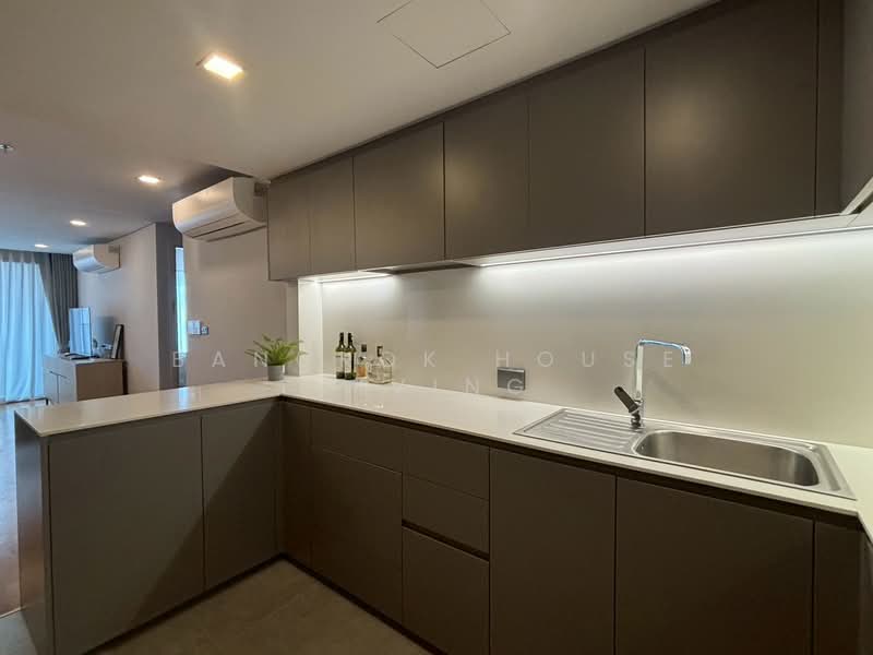 Piya Apartment Sukhumvit 15 : ปิยะ อพาร์ทเม้นท์ สุขุมวิท 15, กรุงเทพ, 99 สุขุมวิท 15, คลองเตยเหนือ, วัฒนา, กรุงเทพ, 198 ตร.ม., คอนโด ให้เช่า, โดย Bangkok House Living, 500317979 - DDproperty.com