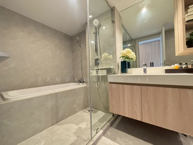 Piya Apartment Sukhumvit 15 : ปิยะ อพาร์ทเม้นท์ สุขุมวิท 15, กรุงเทพ, 99 สุขุมวิท 15, คลองเตยเหนือ, วัฒนา, กรุงเทพ, 198 ตร.ม., คอนโด ให้เช่า, โดย Bangkok House Living, 500317979 - DDproperty.com
