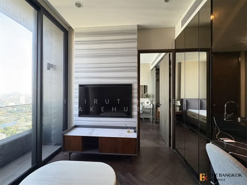 The Esse Sukhumvit 36, Bangkok, Soi Sukhumvit 36, Sukhumvit Road, Phra Kanong, Khlong Toei, Bangkok, 1 Bedroom, 39 sqm, Condo For Sale, by Sirirut Havee Akehurst, 500318061 - DDproperty.com