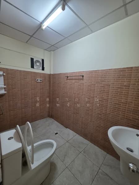 Charansanitwong 12, Bangkok, จรัญสนิทวงศ์, Wat Tha Pra, Bangkok Yai, Bangkok, 3 Bedrooms, 300 sqm, Townhouse For Rent, by จิตราภรณ์ พิมพ์จันทร์, 500318144 - DDproperty.com