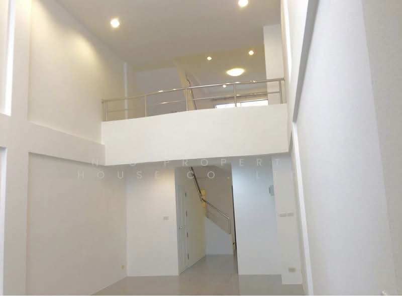Sriwara Town in Town, Bangkok, Sriwara Road, Phlapphla, Wang Thonglang, Bangkok, 4 Bedrooms, 200 sqm, Townhouse For Rent, by NTG Property House Co.,Ltd., 500318197 - DDproperty.com