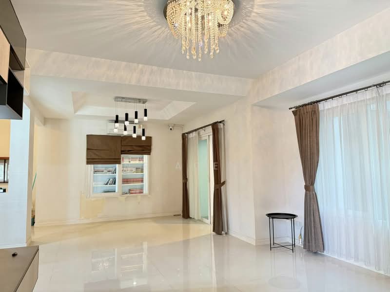 Mantana Lake Watcharapol, Bangkok, Sukhaphiban 5 Road, O-Ngoen, Sai Mai, Bangkok, 3 Bedrooms, 200 sqm, Single Detached House For Sale, by NR AGENT, 500318204 - DDproperty.com