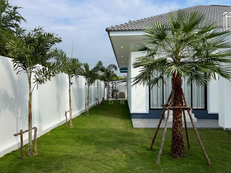 หนองไม้แก่น, Chon Buri (Pattaya), หนองไม้แก่น, Bang Lamung, Bang Lamung (Pattaya), Chon Buri (Pattaya), 3 Bedrooms, 300 sqm, Villa For Sale, by Sujiphat Sreewongpan, 500318210 - DDproperty.com