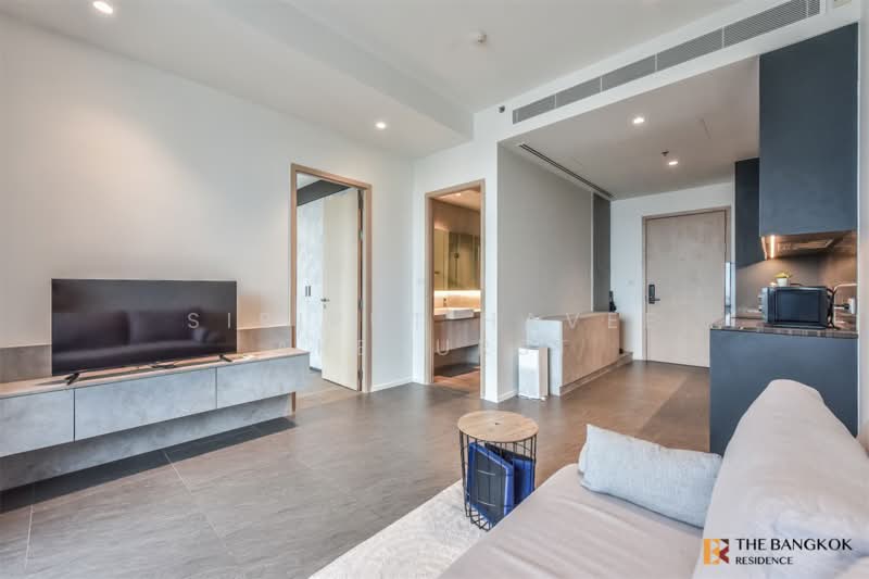 The Lofts Silom, Bangkok, Pramuan Road, Silom, Bang Rak, Bangkok, 1 Bedroom, 45 sqm, Condo For Sale, by Sirirut Havee Akehurst, 500318212 - DDproperty.com