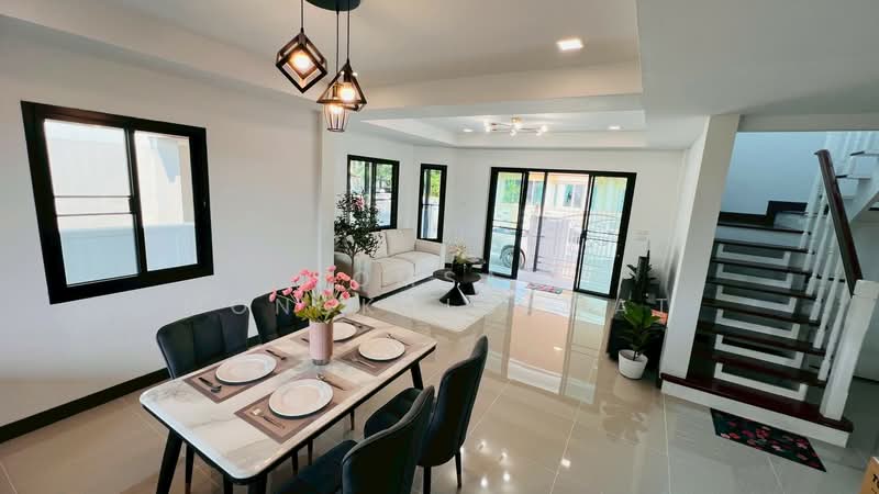 Chaiyaphruek 1, Bangkok, Soi Khum Klao 7, Lam Pla Tiew, Lat Krabang, Bangkok, 4 Bedrooms, 175 sqm, Single Detached House For Sale, by Somsak Mongkolsawat, 500318217 - DDproperty.com