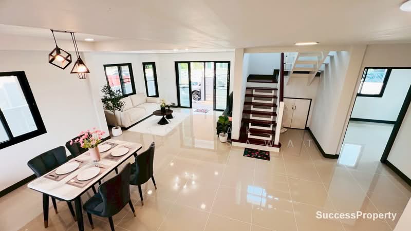 Chaiyaphruek 1, Bangkok, Soi Khum Klao 7, Lam Pla Tiew, Lat Krabang, Bangkok, 4 Bedrooms, 175 sqm, Single Detached House For Sale, by Somsak Mongkolsawat, 500318217 - DDproperty.com