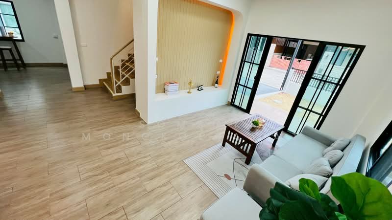 Noantawee Ville 5, Bangkok, Mit Maitri Road, Nong Chok, Bangkok, 4 Bedrooms, 175 sqm, Single Detached House For Sale, by Somsak Mongkolsawat, 500318254 - DDproperty.com