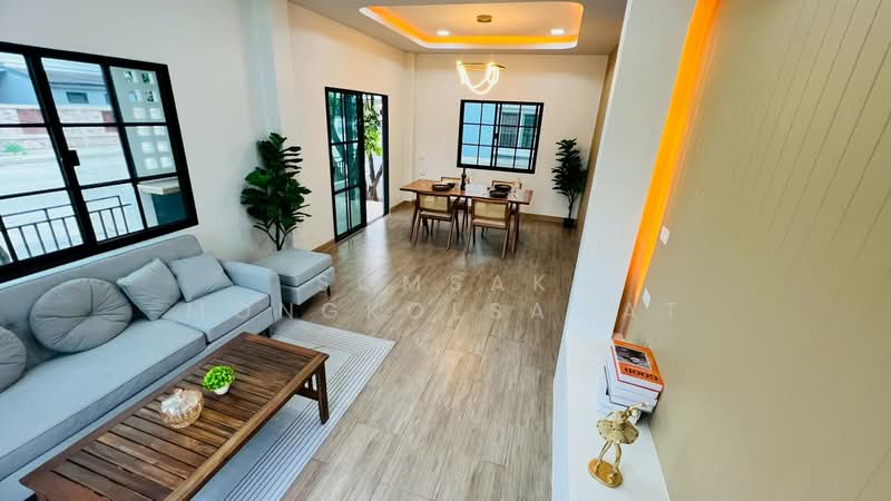 Noantawee Ville 5, Bangkok, Mit Maitri Road, Nong Chok, Bangkok, 4 Bedrooms, 175 sqm, Single Detached House For Sale, by Somsak Mongkolsawat, 500318254 - DDproperty.com