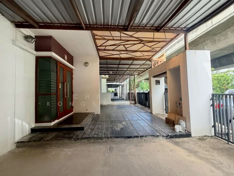 Chuan Chuen Modus Centro, Nonthaburi, Chaeng Watthana Road, Khlong Klue, Pak Kret, Nonthaburi, 6 Bedrooms, 250 sqm, Semi-Detached House (Twin House) For Sale, by CHAWALIT KONGSAKPAIBUL, 500318272 - DDproperty.com