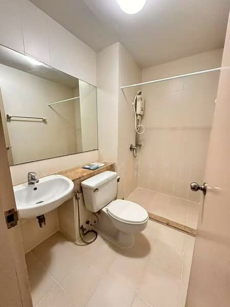 The Parkland Srinakarin Lakeside, Samut Prakan, 555 Lasalle Road, Bang Kaeo, Bang Plee, Samut Prakan, 2 Bedrooms, 66 sqm, Condo For Rent, by Tittayaporn Kim (Jenny), 500318297 - DDproperty.com