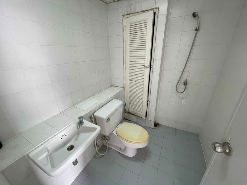 Kallista Mansion, Bangkok, 64 Soi Sukhumvit 11, Khlongtoei Nua, Watthana, Bangkok, 3 Bedrooms, 315 sqm, Condo For Rent, by Hathaichanok Saenset, 500318301 - DDproperty.com