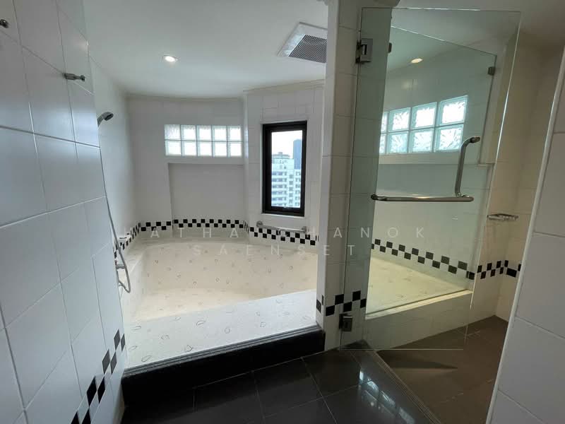 Kallista Mansion, Bangkok, 64 Soi Sukhumvit 11, Khlongtoei Nua, Watthana, Bangkok, 3 Bedrooms, 315 sqm, Condo For Rent, by Hathaichanok Saenset, 500318301 - DDproperty.com
