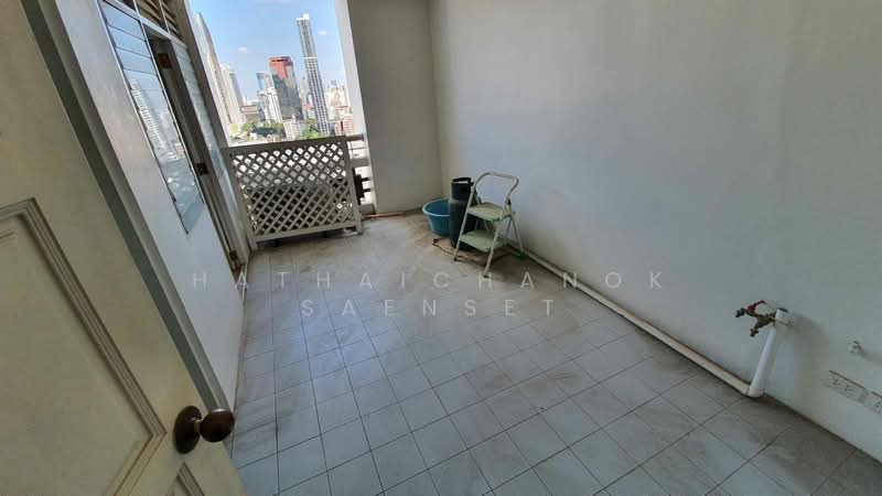 Kallista Mansion, Bangkok, 64 Soi Sukhumvit 11, Khlongtoei Nua, Watthana, Bangkok, 3 Bedrooms, 315 sqm, Condo For Rent, by Hathaichanok Saenset, 500318301 - DDproperty.com