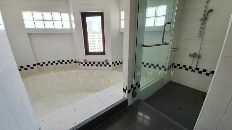Kallista Mansion, Bangkok, 64 Soi Sukhumvit 11, Khlongtoei Nua, Watthana, Bangkok, 3 Bedrooms, 315 sqm, Condo For Rent, by Hathaichanok Saenset, 500318301 - DDproperty.com