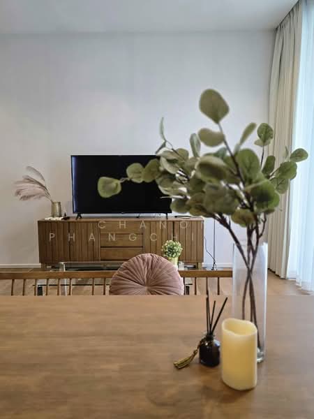 Muniq Langsuan, Bangkok, Soi Tonson, Lumphini, Pathum Wan, Bangkok, 2 Bedrooms, 86 sqm, Condo For Rent, by Chanon Phangchienghien, 500318354 - DDproperty.com