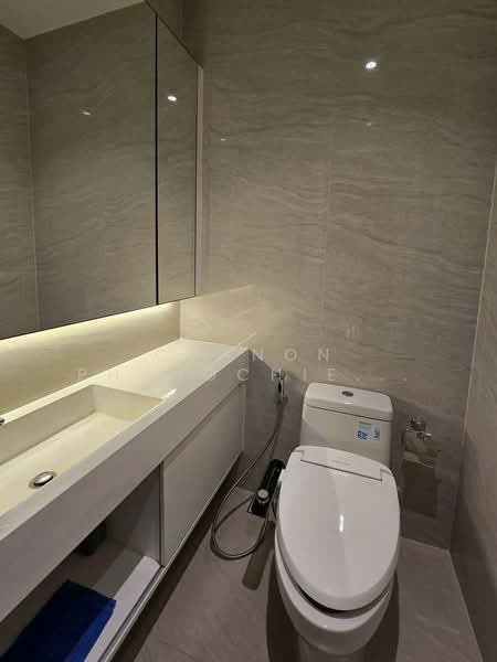 Muniq Langsuan, Bangkok, Soi Tonson, Lumphini, Pathum Wan, Bangkok, 2 Bedrooms, 86 sqm, Condo For Rent, by Chanon Phangchienghien, 500318354 - DDproperty.com