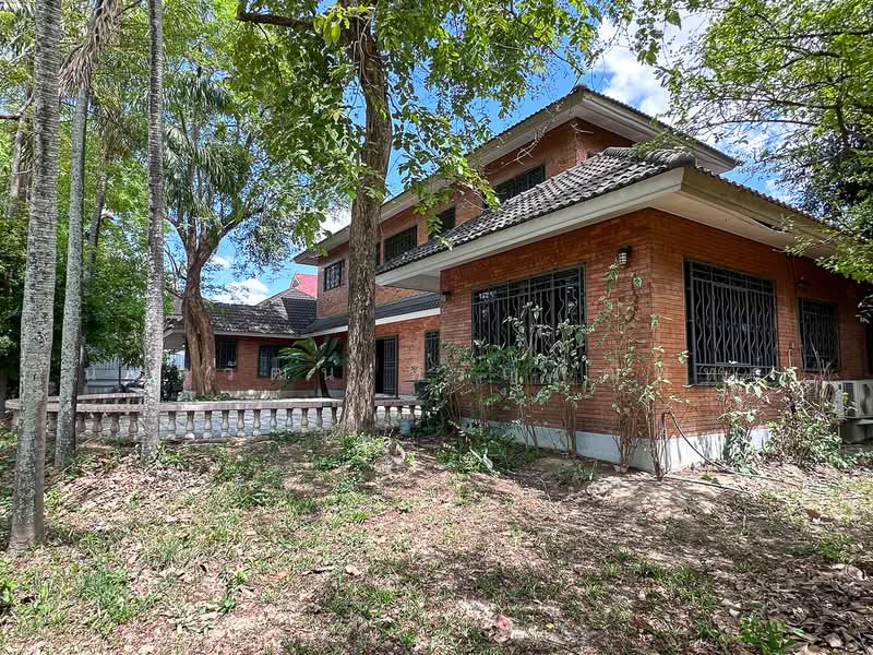 5 Bed House on 525 sq.wah in Hang Dong for Sale, Chiang Mai, San Phak Wan, Hang Dong, Chiang Mai, 5 Bedrooms, 600 sqm, Single Detached House For Sale, by Nunthawat Hiranputtipat, 500318387 - DDproperty.com