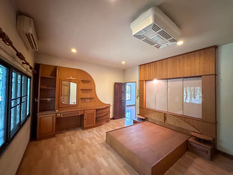 5 Bed House on 525 sq.wah in Hang Dong for Sale, Chiang Mai, San Phak Wan, Hang Dong, Chiang Mai, 5 Bedrooms, 600 sqm, Single Detached House For Sale, by Nunthawat Hiranputtipat, 500318387 - DDproperty.com