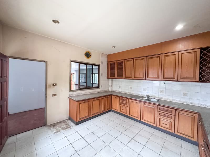 5 Bed House on 525 sq.wah in Hang Dong for Sale, Chiang Mai, San Phak Wan, Hang Dong, Chiang Mai, 5 Bedrooms, 600 sqm, Single Detached House For Sale, by Nunthawat Hiranputtipat, 500318387 - DDproperty.com