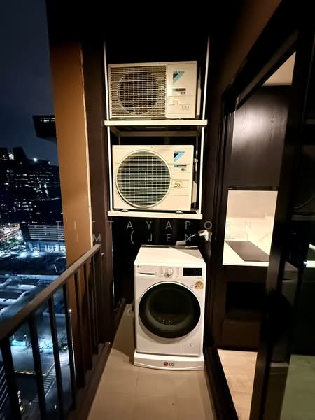 Nue District R9, Bangkok, 59 Rama 9 Road, Huai Khwang, Bangkok, 1 Bedroom, 32 sqm, Condo For Rent, by Tittayaporn Kim (Jenny), 500318440 - DDproperty.com