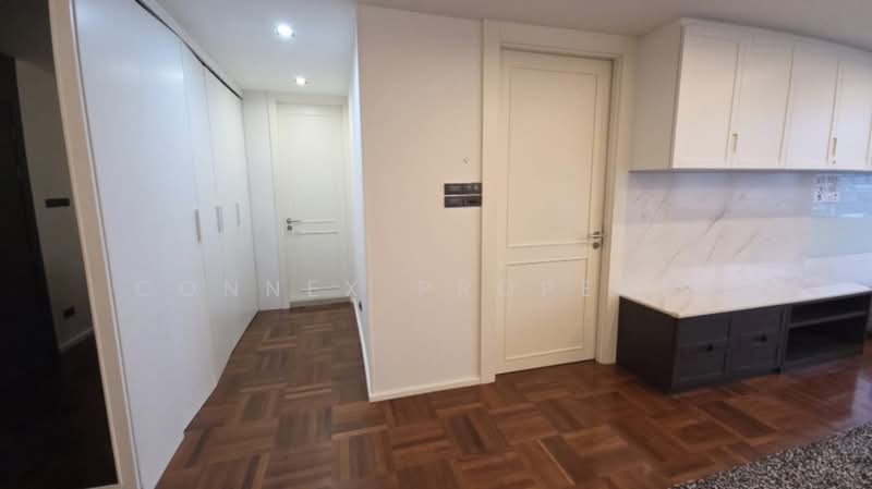 The Royal Navin Tower, Bangkok, Chuea Phloeng Road, Chong Nonsi, Yan Nawa, Bangkok, 1 Bedroom, 90 sqm, Condo For Sale, by Connex Property, 500318447 - DDproperty.com
