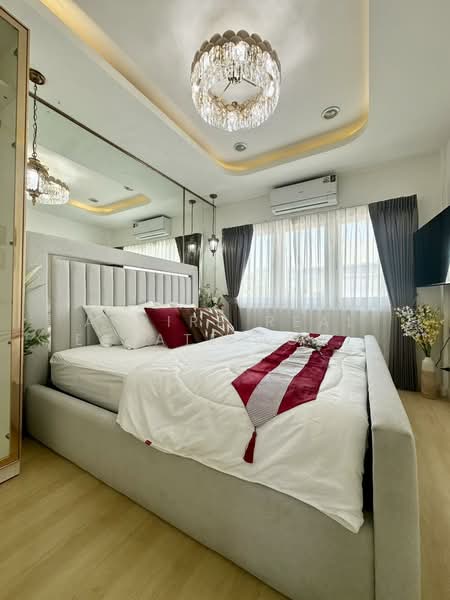 Crystal Ville, Bangkok, Pradit Manutham, Lat Phrao, Bangkok, 4 Bedrooms, 230 sqm, Townhouse For Sale, by Aspire Real Estate Agency Co., Ltd., 500318472 - DDproperty.com