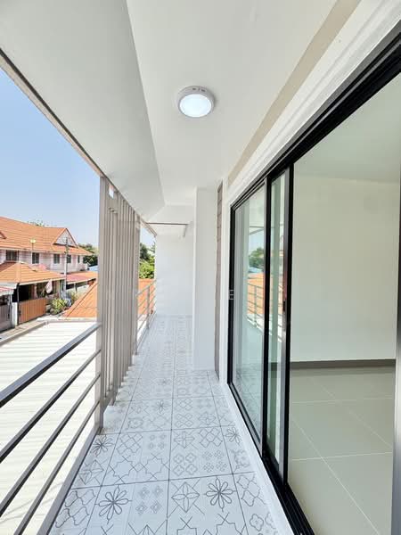 Baan Pruksa 33 Bangbuathong, Nonthaburi, Rural Road, Nonthaburi 3087, Bang Khu Rat, Bang Bua Thong, Nonthaburi, 4 Bedrooms, 111 sqm, Semi-Detached House (Twin House) For Sale, by NR AGENT, 500318500 - DDproperty.com