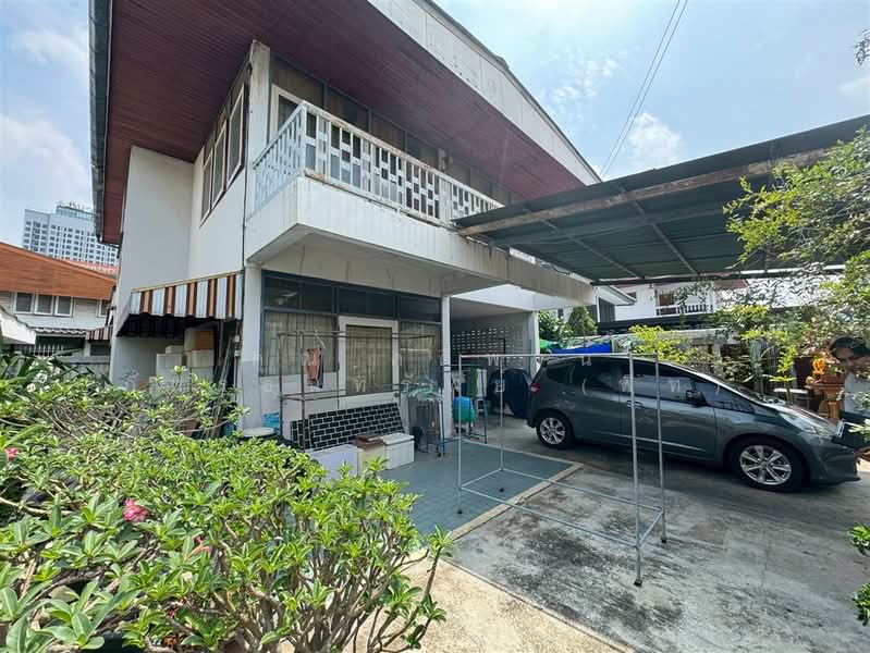 บ้านเดี่ยว 2 ชั้น 72 ตร.ว. บ้านเดี่ยว ใกล้รถไฟฟ้าMRTสถานีเตาปูน ซอยกรุงเทพ-นนทบุรี6, Bangkok, ถนนกรุงเทพ-นนทบุรี, Bang Sue, Bangkok, 5 Bedrooms, 280 sqm, Single Detached House For Sale, by คุณ คติพจน์ ภัทรธนทรัพย์ (พีท), 500318525 - DDproperty.com
