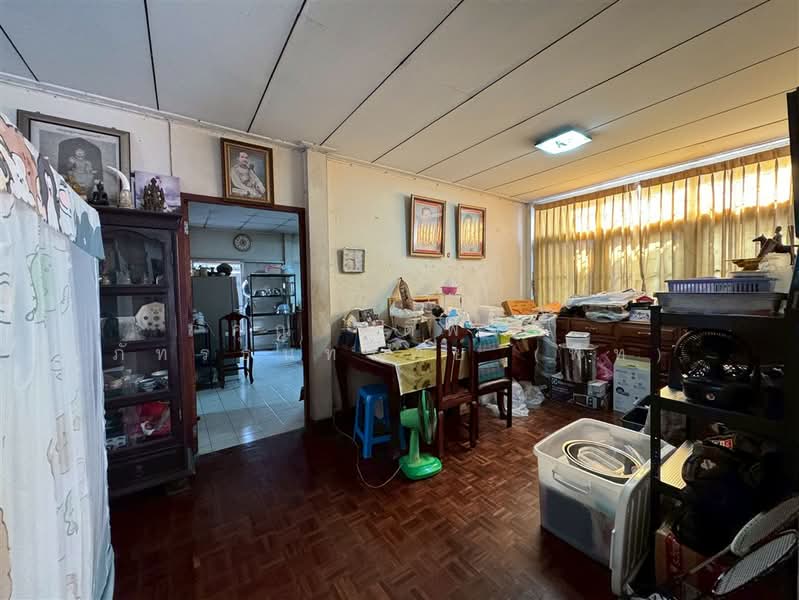 บ้านเดี่ยว 2 ชั้น 72 ตร.ว. บ้านเดี่ยว ใกล้รถไฟฟ้าMRTสถานีเตาปูน ซอยกรุงเทพ-นนทบุรี6, Bangkok, ถนนกรุงเทพ-นนทบุรี, Bang Sue, Bangkok, 5 Bedrooms, 280 sqm, Single Detached House For Sale, by คุณ คติพจน์ ภัทรธนทรัพย์ (พีท), 500318525 - DDproperty.com