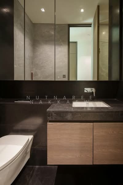 28 Chidlom, Bangkok, 28 Chit Lom Alley, Lumphini, Pathum Wan, Bangkok, 2 Bedrooms, 72 sqm, Condo For Sale, by Nutnaree Nakkaew, 500318535 - DDproperty.com