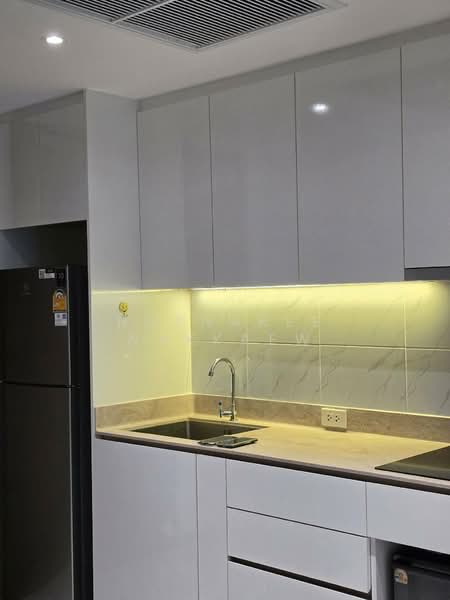 Fynn Asoke, Bangkok, 28 Sukhumvit 10 Alley, Khlong Toei, Bangkok, 2 Bedrooms, 62 sqm, Condo For Rent, by Nutnaree Nakkaew, 500318542 - DDproperty.com