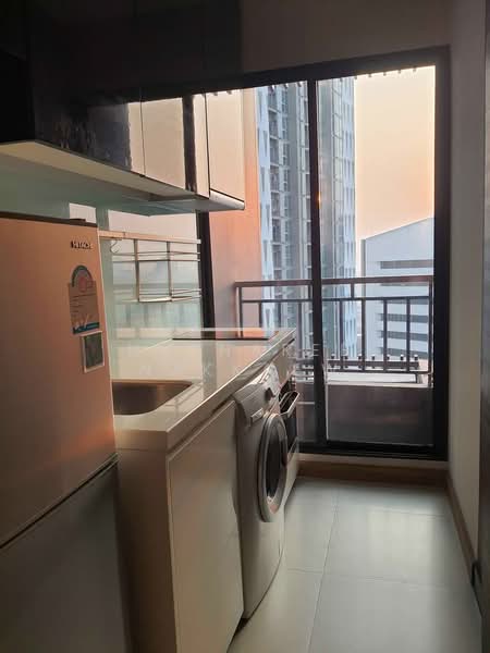 Ivy Ampio, Bangkok, 48 Ratchadaphisek Road, Huai Khwang, Bangkok, Studio, 31 sqm, Condo For Rent, by Nutnaree Nakkaew, 500318544 - DDproperty.com