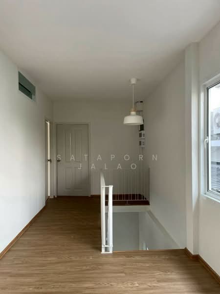 4-BR House, Bangkok, Din Daeng, Bangkok, 4 Bedrooms, 300 sqm, Single Detached House For Rent, by Sataporn Jalao, 500318556 - DDproperty.com