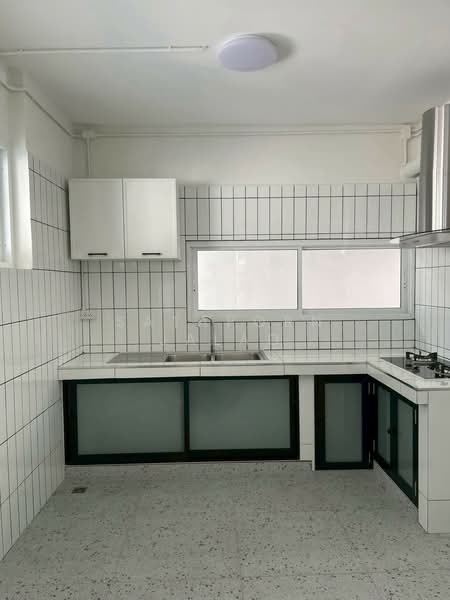 4-BR House, Bangkok, Din Daeng, Bangkok, 4 Bedrooms, 300 sqm, Single Detached House For Rent, by Sataporn Jalao, 500318556 - DDproperty.com