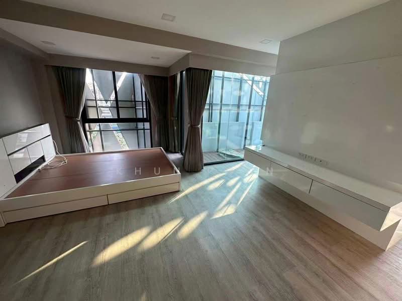 For Rent: Office Building with Parking for 10 Cars in the Lat Krabang area (SPSSR220), Bangkok, เจ้าคุณทหาร, Khlong Sam Prawet, Lat Krabang, Bangkok, , 701 sqm, Office Space For Rent, by Khun Poon, 500318583 - DDproperty.com