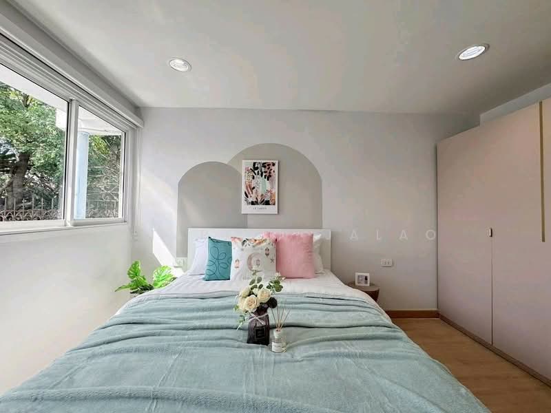 5-BR House, Bangkok, Din Daeng, Bangkok, 5 Bedrooms, 360 sqm, Single Detached House For Rent, by Sataporn Jalao, 500318596 - DDproperty.com