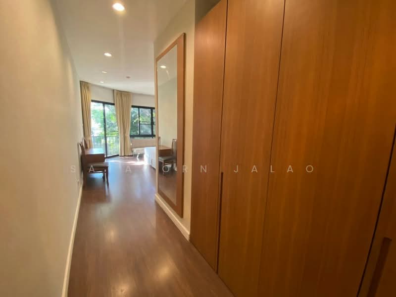3-BR Townhouse, Bangkok, Phra Kanong, Khlong Toei, Bangkok, 3 Bedrooms, 350 sqm, Townhouse For Rent, by Sataporn Jalao, 500318608 - DDproperty.com