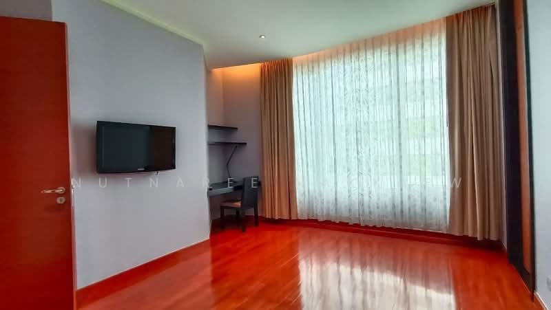 The Infinity, Bangkok, 98 Narathiwatratchanakharin Road, Silom, Bang Rak, Bangkok, 2 Bedrooms, 127 sqm, Condo For Rent, by Nutnaree Nakkaew, 500318611 - DDproperty.com