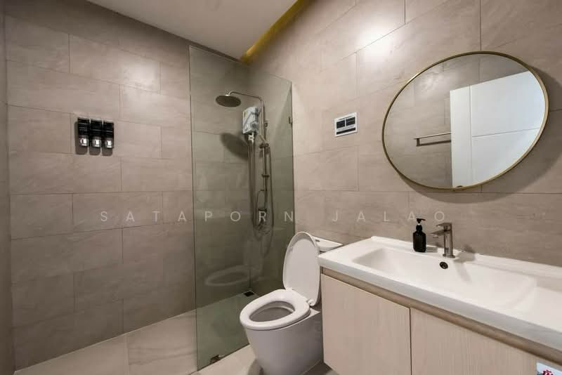 4-BR Townhouse, Bangkok, Khlong Tan Nua, Watthana, Bangkok, 4 Bedrooms, 200 sqm, Townhouse For Rent, by Sataporn Jalao, 500318612 - DDproperty.com