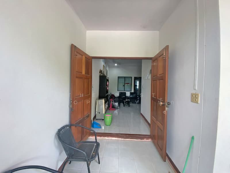 หมู่บ้านถาวรวิลเลจ สุพรรณบุรี, Suphan Buri, Sanamchai, Muang Suphanburi, Suphan Buri, 2 Bedrooms, 100 sqm, Townhouse For Sale, by The Best Property ปุ๊ก, 500318624 - DDproperty.com