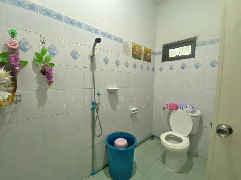 หมู่บ้านถาวรวิลเลจ สุพรรณบุรี, Suphan Buri, Sanamchai, Muang Suphanburi, Suphan Buri, 2 Bedrooms, 100 sqm, Townhouse For Sale, by The Best Property ปุ๊ก, 500318624 - DDproperty.com