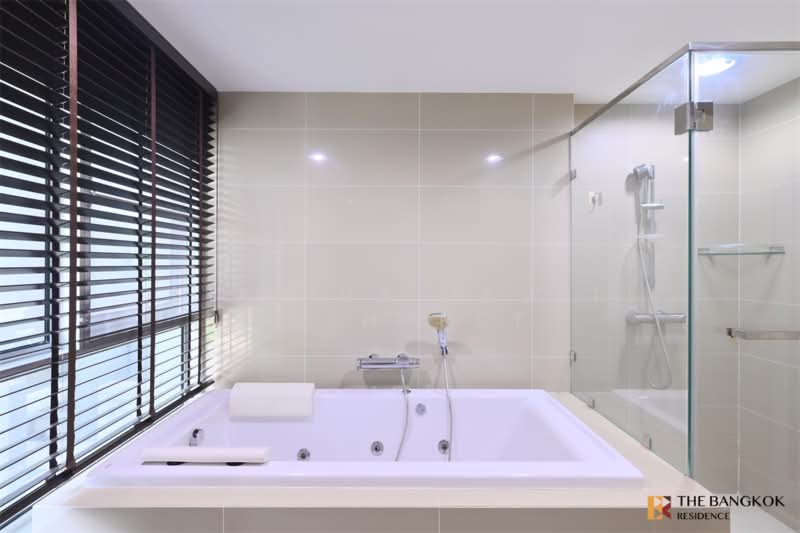 Belle Grand Rama 9, Bangkok, 131 Rama 9 Road, Huai Khwang, Bangkok, 3 Bedrooms, 141 sqm, Condo For Sale, by Sirirut Havee Akehurst, 500318661 - DDproperty.com