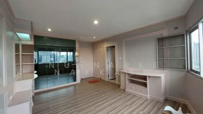 For Rent - Saichol Mansion, Bangkok