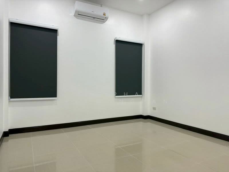 หนองปลาไหล, ชลบุรี, หนองปลาไหล, บางละมุง, ชลบุรี, 139 ตร.ม., บ้านเดี่ยว ขาย, โดย Sujiphat Sreewongpan, 500318732 - DDproperty.com