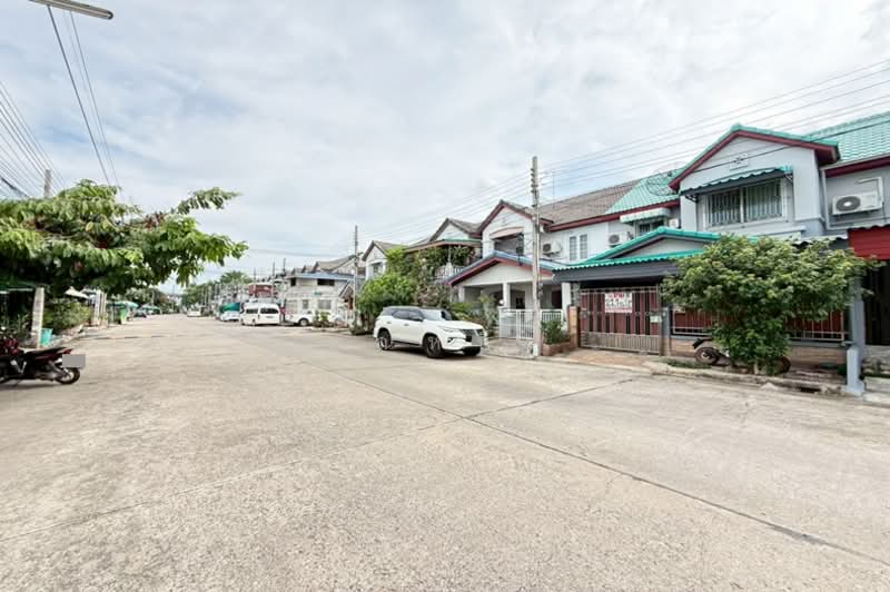 Lumpini-Bang Bua Thong, Nonthaburi, Phimonrat, Bang Bua Thong, Nonthaburi, 3 Bedrooms, 110 sqm, Townhouse For Sale, by คุณหนึ่ง, 500318750 - DDproperty.com