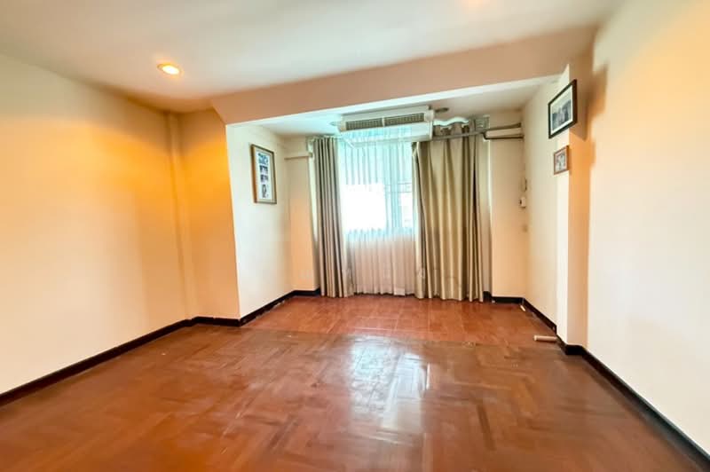 Lumpini-Bang Bua Thong, Nonthaburi, Phimonrat, Bang Bua Thong, Nonthaburi, 3 Bedrooms, 110 sqm, Townhouse For Sale, by คุณหนึ่ง, 500318750 - DDproperty.com